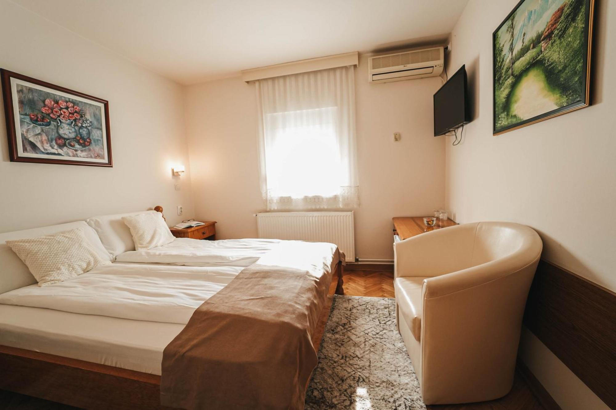 B&B Passage Sremska Mitrovica Exterior photo